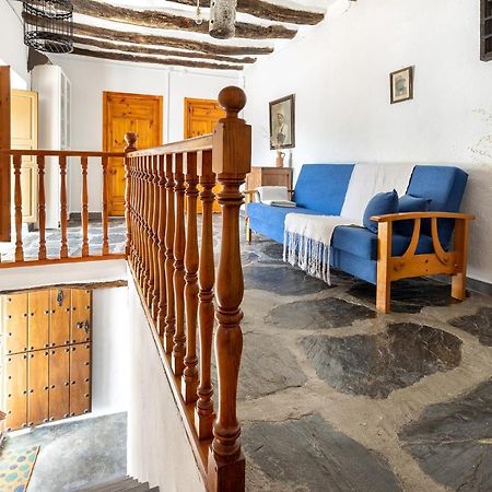 Casa Rural El Fuerte De Atabuey Trevelez Bagian luar foto