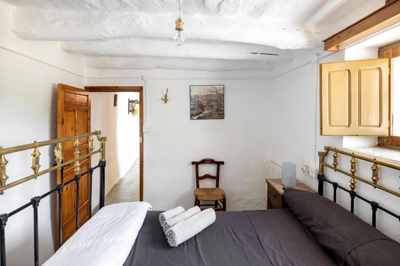 Casa Rural El Fuerte De Atabuey Trevelez Bagian luar foto